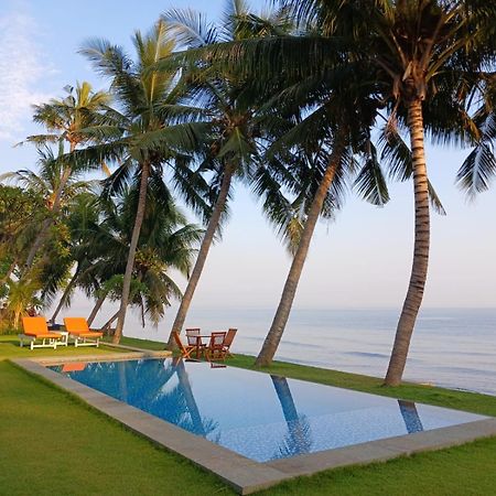 Mojito Beach Villas Kubutambahan  Buitenkant foto